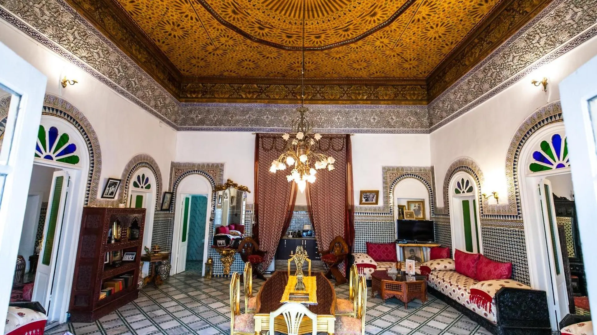 Charming Apartment In Fes El Bali 150M² With Garden 0*,